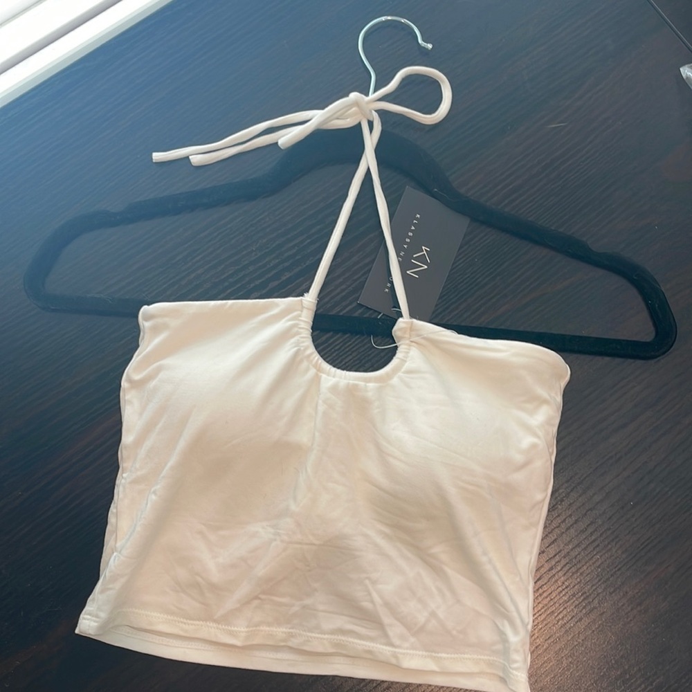 NWT Klassy Network Criss Cross Halter Brami